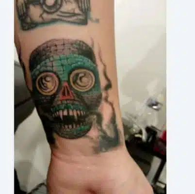 tatuaje de Tezcatlipoca brazo