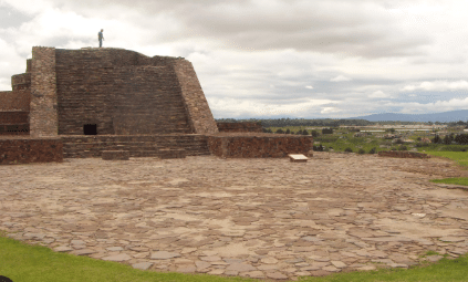 Imágenes de las pirámides de Calixtlahuaca