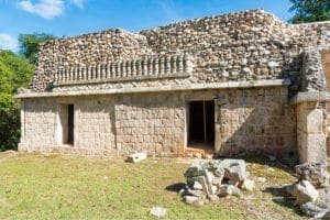 zona arqueológica de xlapak Yucatán