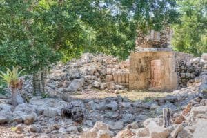 zona arqueológica de xlapak Yucatán