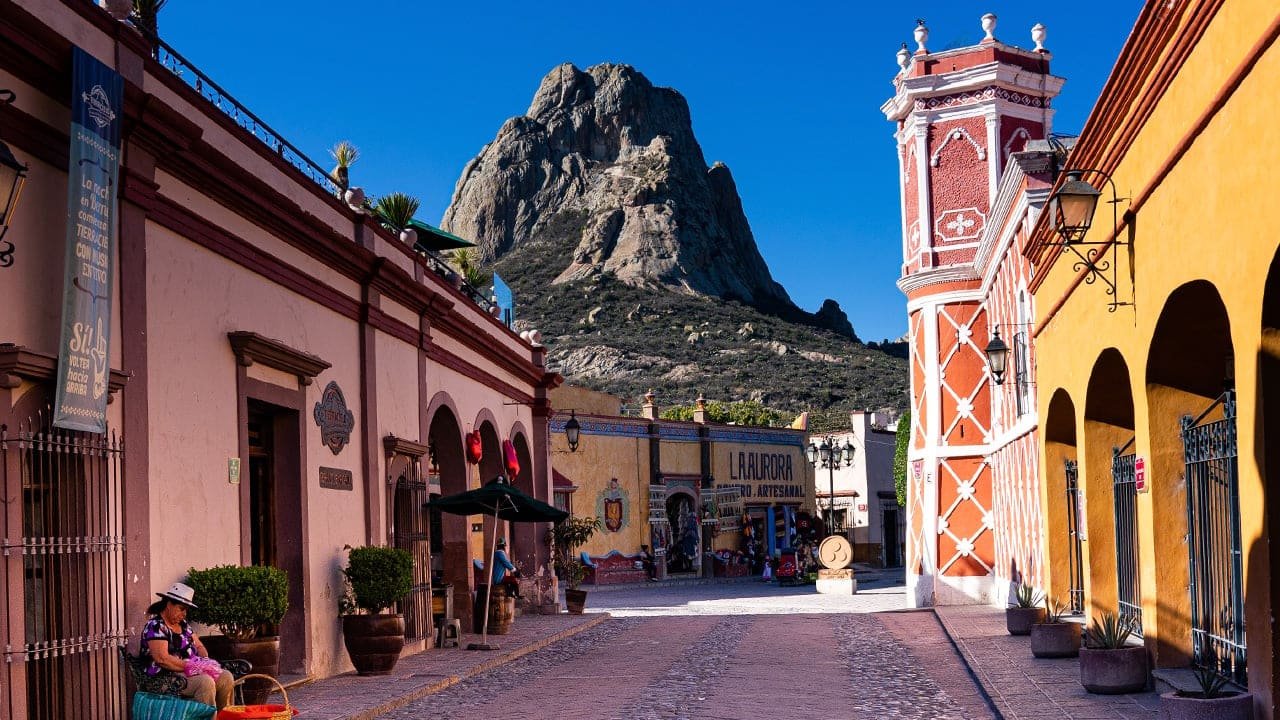 Descubre qué hacer en Peña de Bernal y dónde comer - Guía actualizada