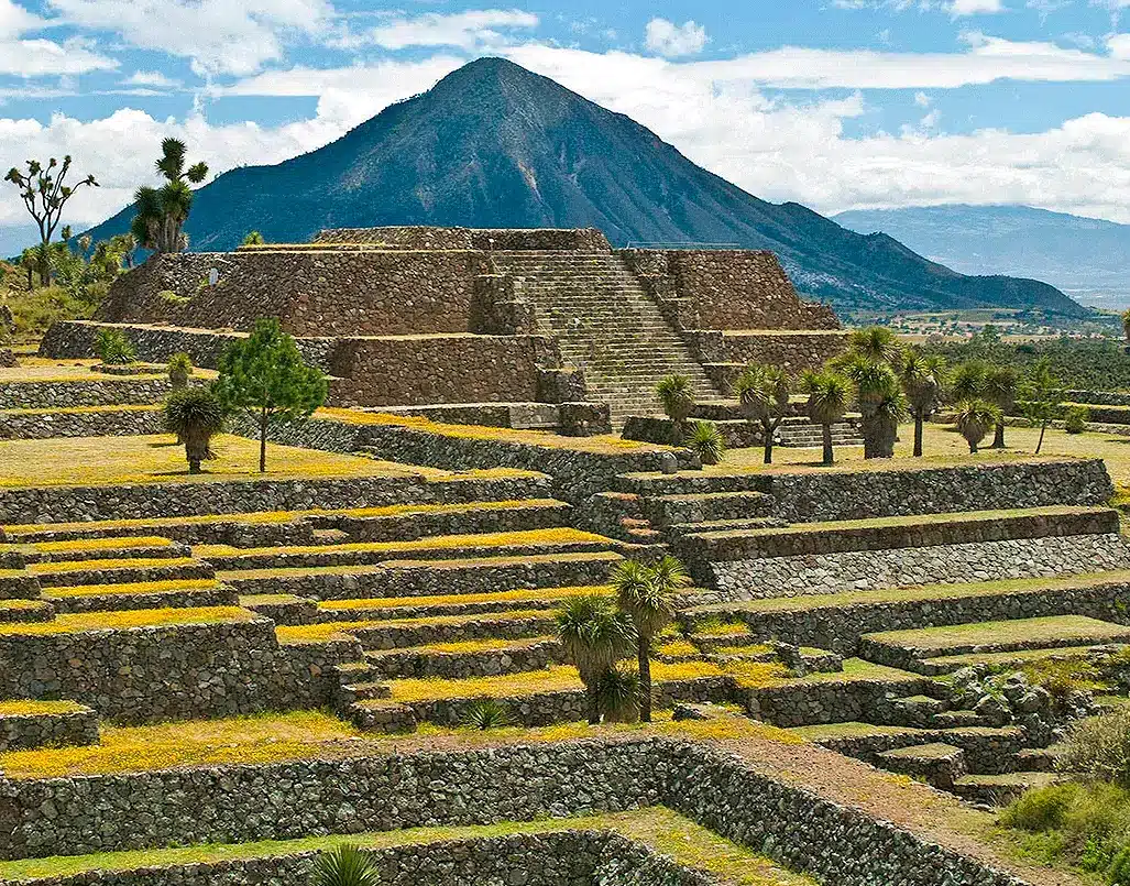 Cantona: La Ciudad Prehispánica Olvidada de Mesoamérica